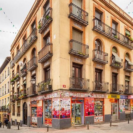 2 Bedrooms 1 Bathroom Furnished - Lavapies - Modern - Mintystay Madrid Exterior foto