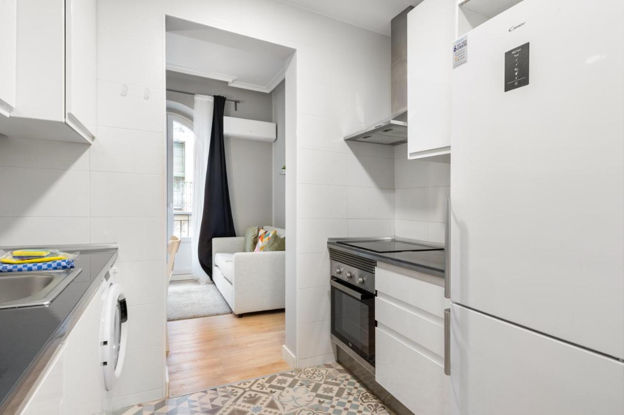 2 Bedrooms 1 Bathroom Furnished - Lavapies - Modern - Mintystay Madrid Exterior foto