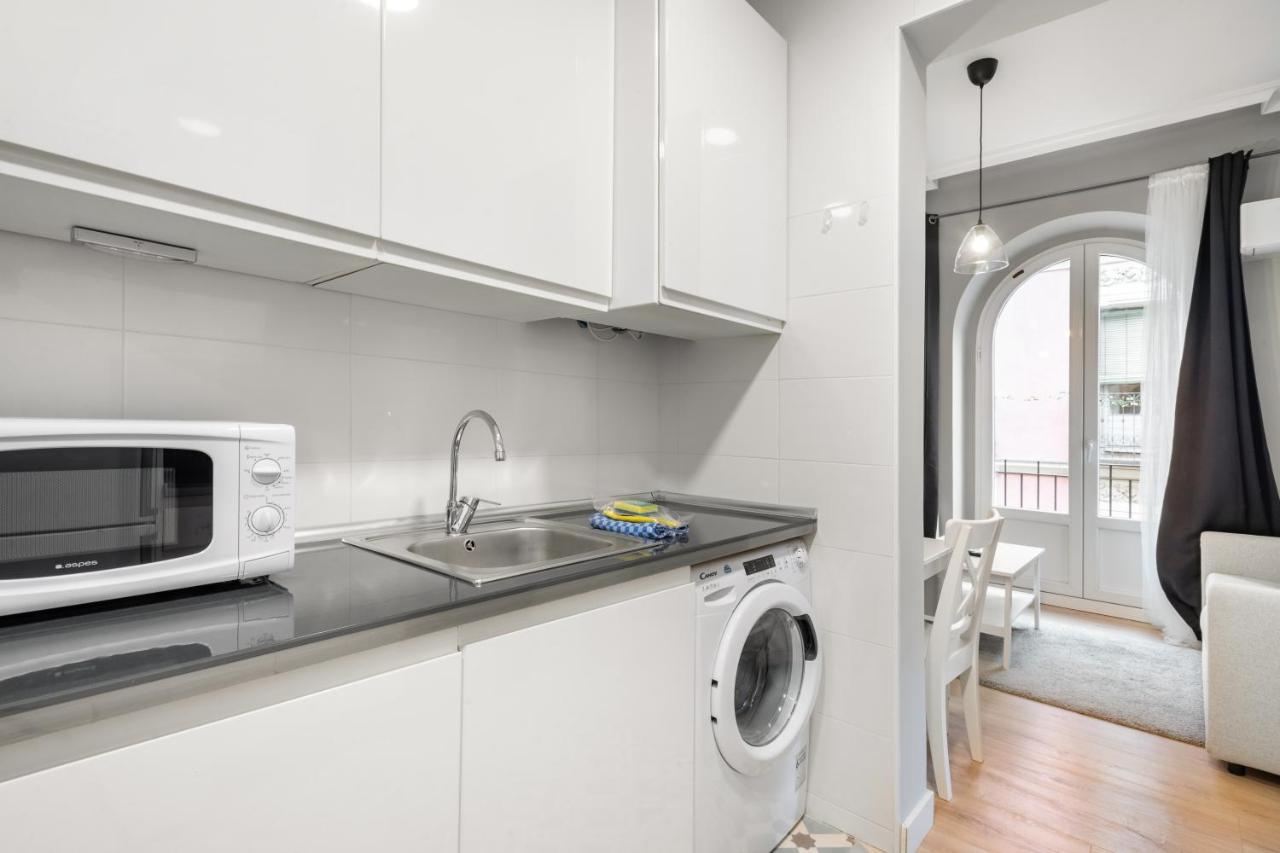 2 Bedrooms 1 Bathroom Furnished - Lavapies - Modern - Mintystay Madrid Exterior foto